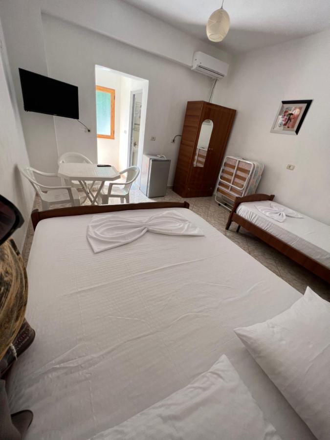 Vila Ab Casa de Férias Ksamil